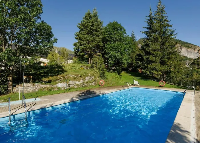 Casa Midi Escarrilla